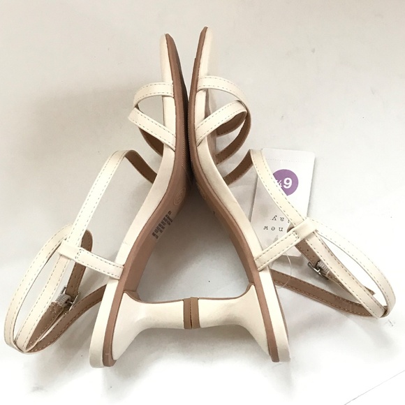 A NEW DAY Irena Strappy Heeled Sandals Low Heels Cream Women’s Size 6.5 - Picture 11 of 16
